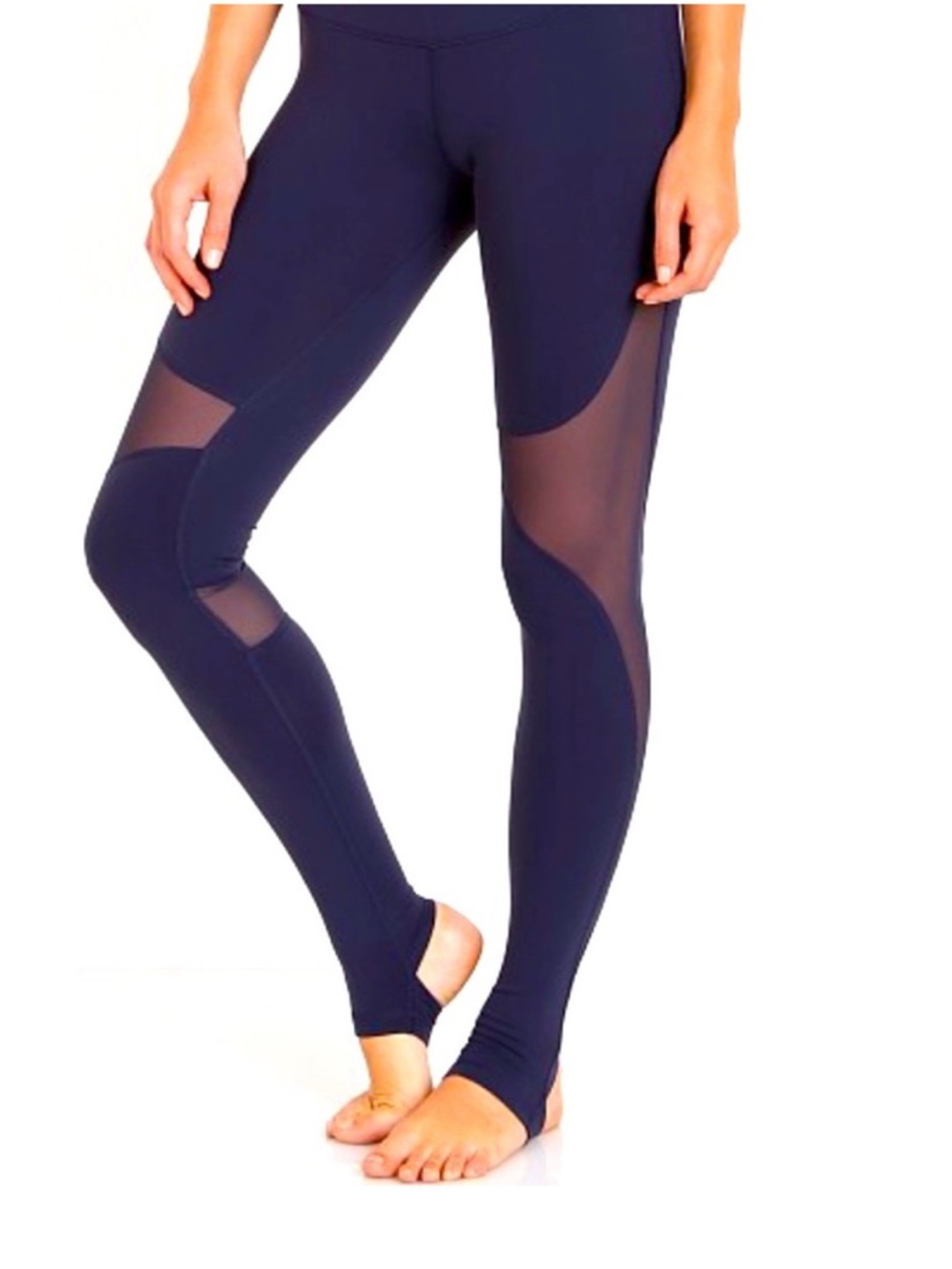 Alo Yoga Coast Stirrup Legging size Small - Good Condition